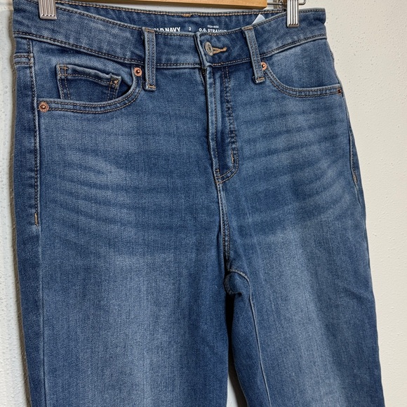 Old Navy Women's Classic Blue Straight Leg Jeans - Picture 4 of 5